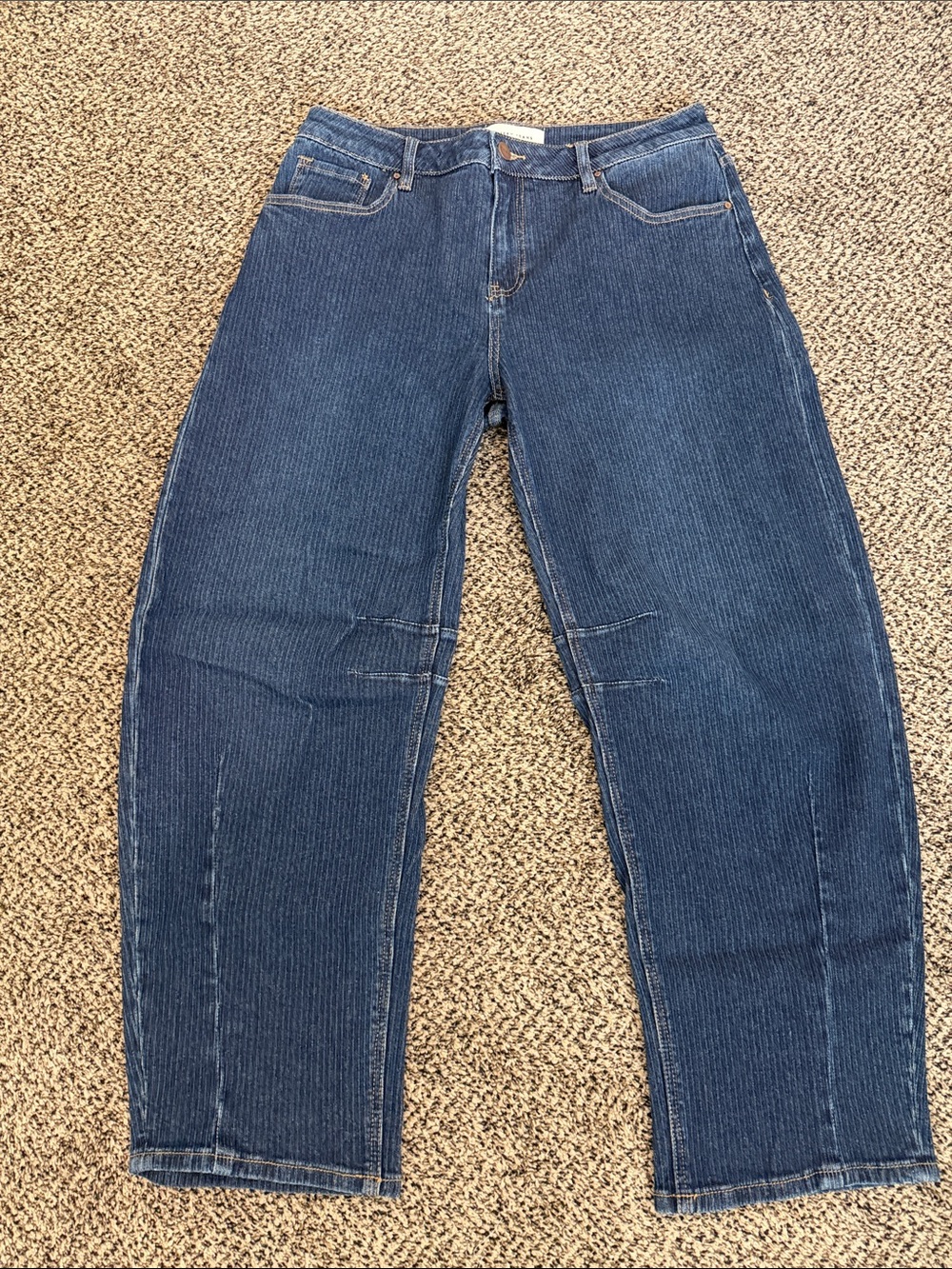 Risen textured barrel jeans